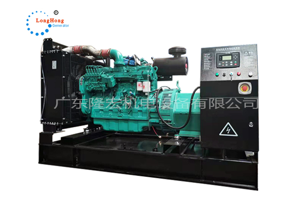 250KW(312.5KVA)東風(fēng)康明斯發(fā)電機(jī)組-6LTAA9.5-G1 配上?；ヌ┌l(fā)電機(jī)